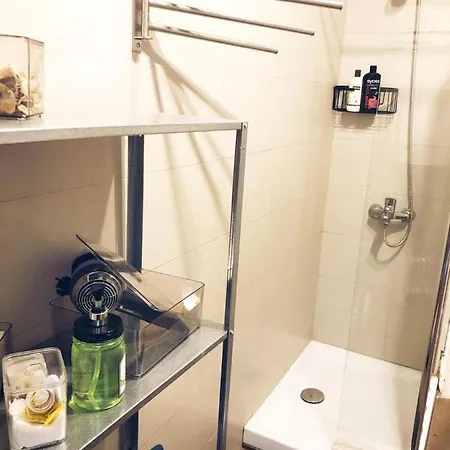 Апартаменти Vivienda Turistica Centrica Junto Al Museo Con Wifi *